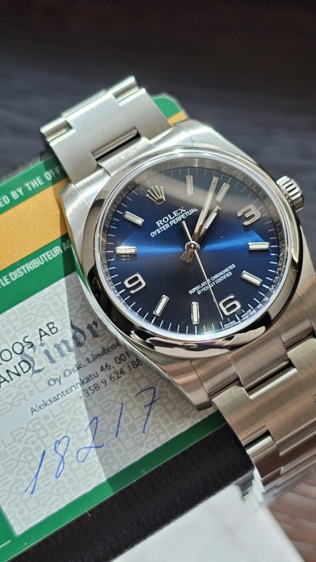 Rolex Oyster Perpetual 116000