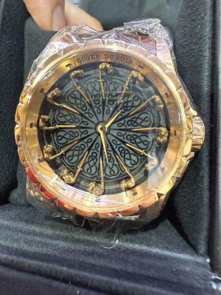 Roger Dubuis Roger Dubuis Excalibur KNIGHTS OF THE ROUND TABLE II ROSE GOLD