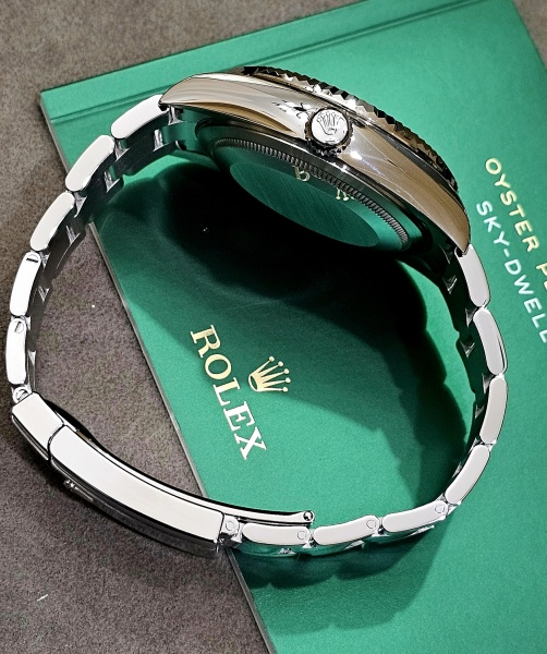 Rolex Sky-Dweller Stainless Steel Mint Green Dial 336934-0001