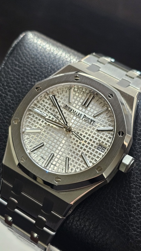 Audemars Piguet Royal Oak Selfwinding "50th Anniversary" 41 mm 15510ST.OO.1320ST.03