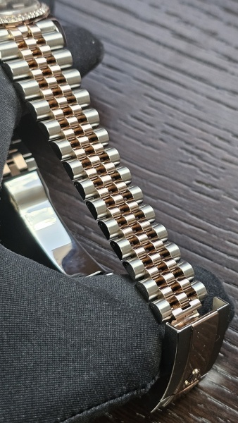 Rolex Datejust 36 126281RBR