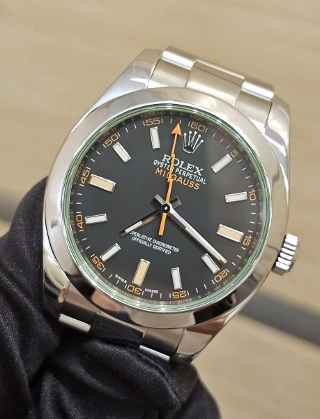 Rolex Milgauss 40mm Steel 116400GV