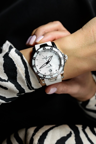 Ulysse Nardin Lady Marine Diver 8153-180E-3/10