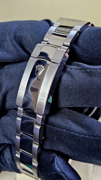 Rolex Sky-Dweller 326939-0001