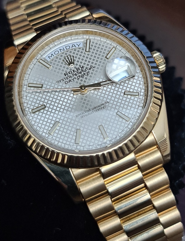 Rolex Day-Date 40 Yellow Gold President 228238 SDMIP