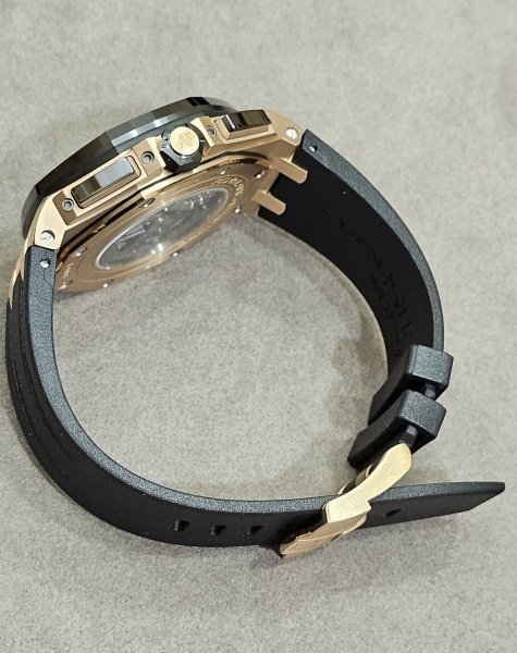 Audemars Piguet Offshore Chronograph 44mm 26401RO.OO.A002CA.02