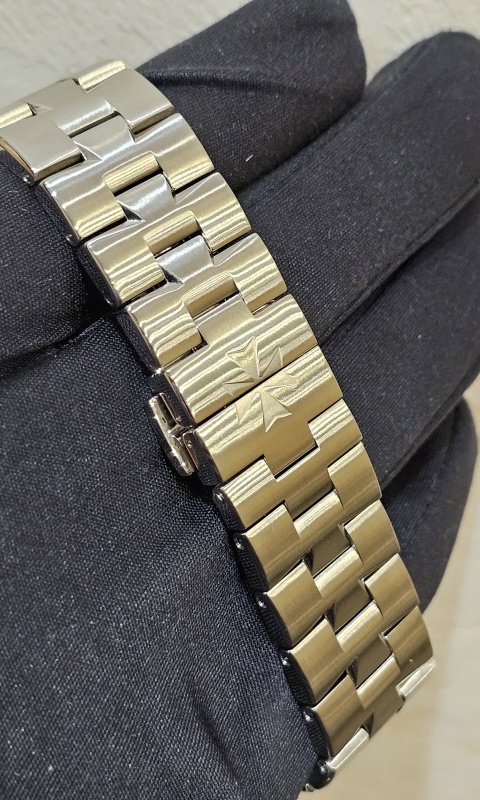Vacheron Constantin Overseas World Time 7700V/110A-B172