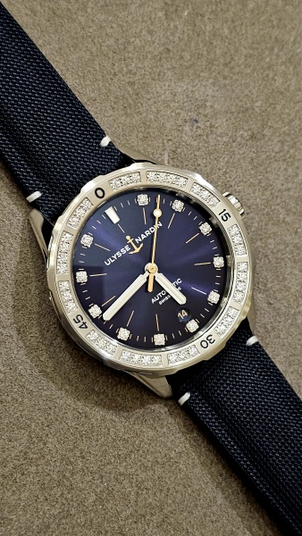 Ulysse Nardin Diver Lady 39 mm 8163-182b-13