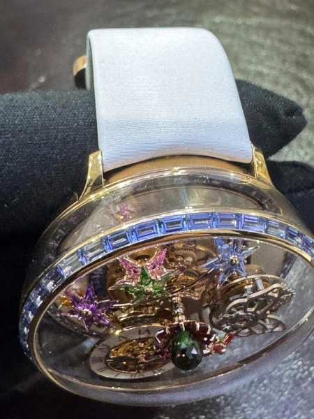 Jacob & Co. Astronomia Fleurs De Jardin Pink Sapphires