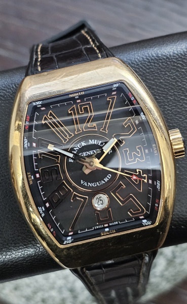 Franck Muller Vanguard Classical Automatic V 45 SC DT