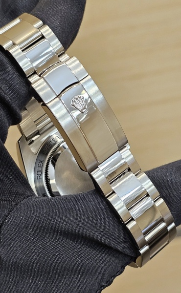 Rolex Milgauss 40mm 116400gv-0002