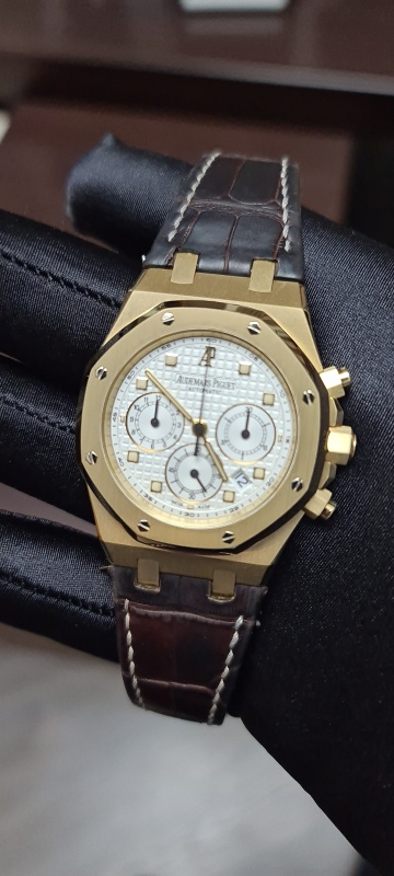 Audemars Piguet Royal Oak Chronograph 39 mm 26022BA.OO.D088CR.01