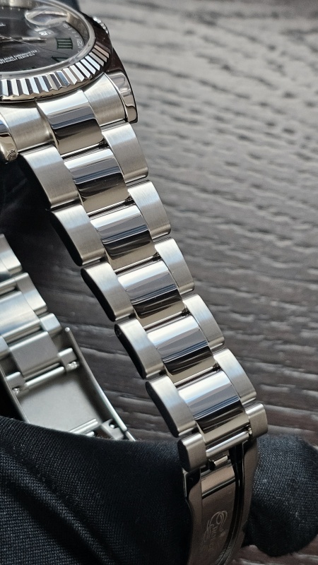 Rolex Datejust 41mm Steel and White Gold 126334-0021
