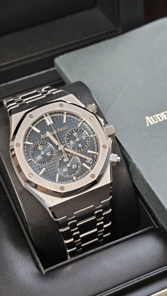 Audemars Piguet Royal Oak Selfwinding Chronograph 26240ST.OO.1320ST.05