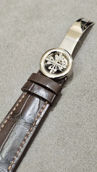 Patek Philippe Complications 5146G-001