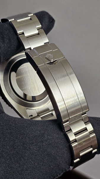 Rolex SUBMARINER DATE 41 126610LV
