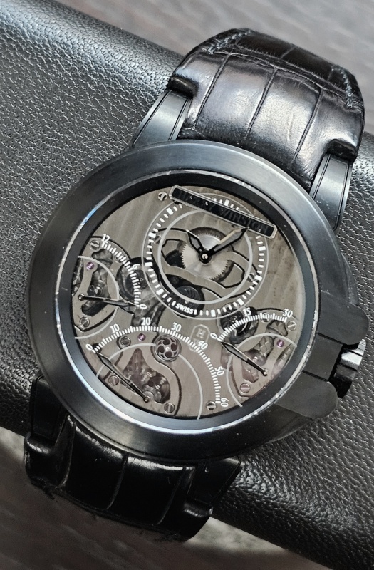  Harry Winston Ocean Triple Retrograde Chronograph Black Zalium 400-MCRA44ZK