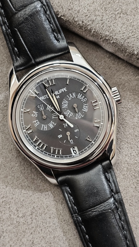 Patek Philippe Calatrava ANNUAL CALENDAR 5035G