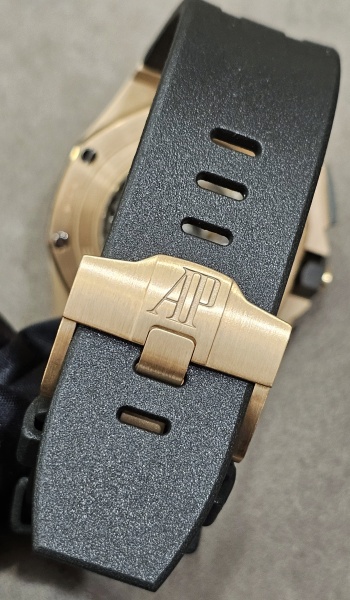Audemars Piguet Offshore Chronograph 44mm 26401RO.OO.A002CA.02