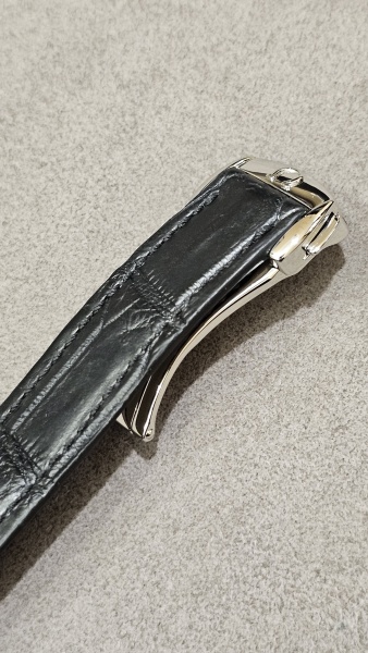 Omega Speedmaster 324.18.38.40.10.001