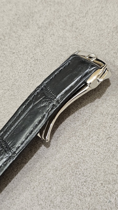 Omega Speedmaster 324.18.38.40.10.001