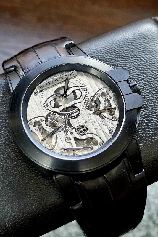  Harry Winston Ocean Triple Retrograde Chronograph Black Zalium 400-MCRA44ZK