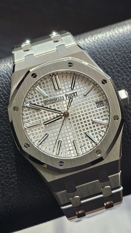 Audemars Piguet Royal Oak Selfwinding "50th Anniversary" 41 mm 15510ST.OO.1320ST.03