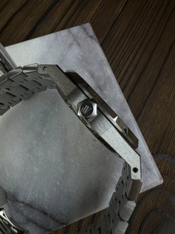 Audemars Piguet Royal Oak Selfwinding 15300ST