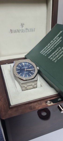Audemars Piguet Royal Oak Selfwinding 41 mm 15400ST.OO.1220ST.03