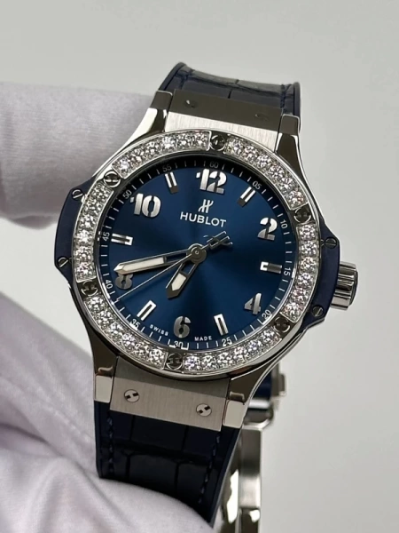 Hublot Big Bang Bang Steel Blue Diamonds 38mm 361.SX.7170.LR.1204