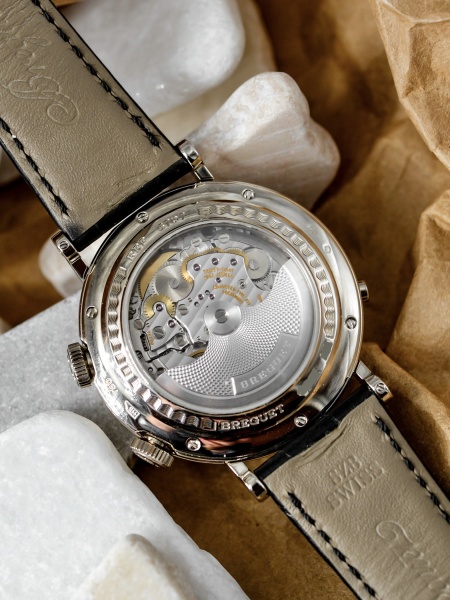 Classique Le Reveil du Tsar 5707BB/12/9V6