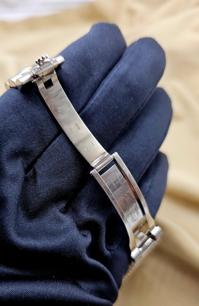 Rolex Day-Date 40 mm White Gold 228239-0007