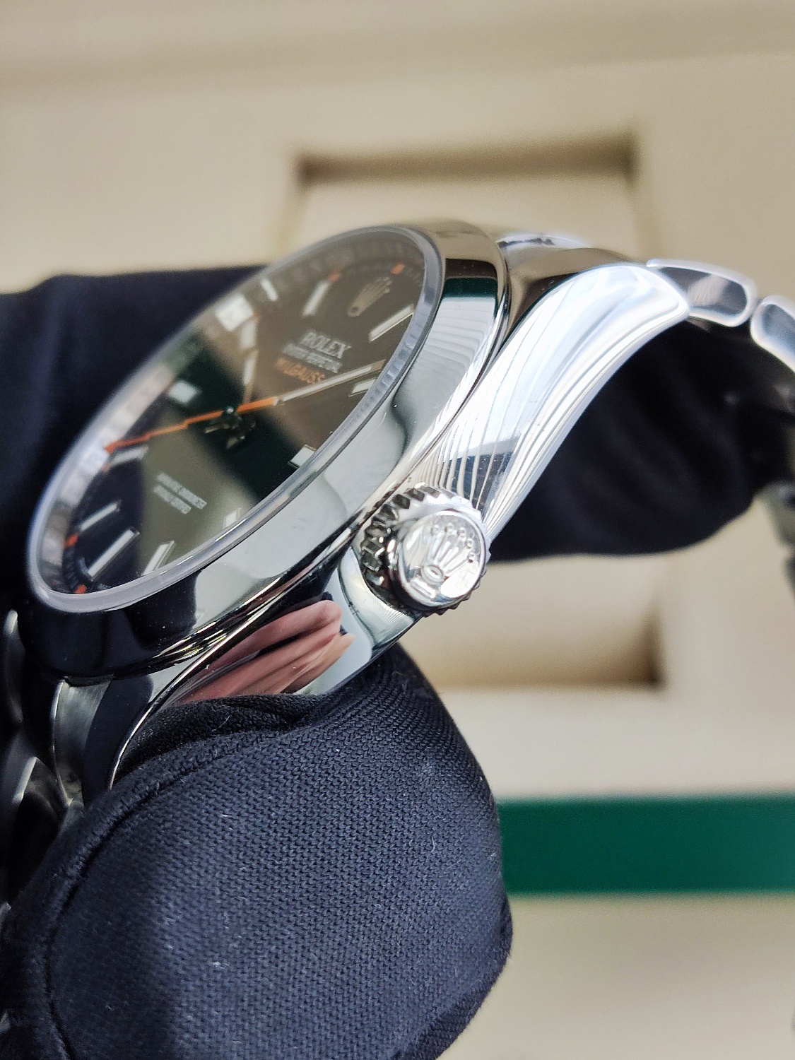 Rolex Milgauss 40 mm Black Dial 116400