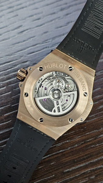 Hublot Sang Bleu King Gold Pavé 465.OS.1118.VR.1704.MXM18