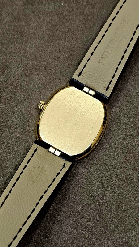 Patek Philippe Golden Ellipse Blue Dial 3978