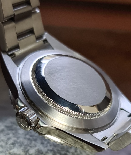 Rolex Submariner Date 40 mm 16610