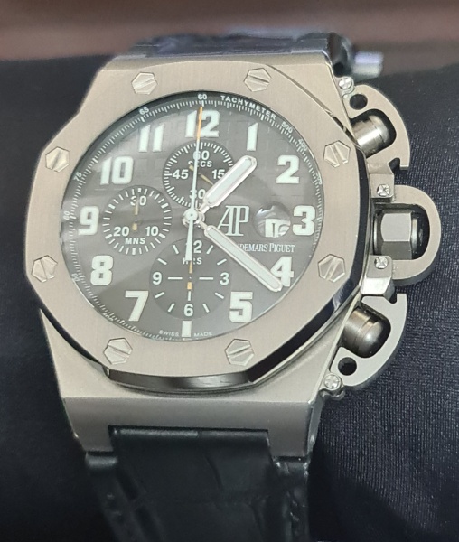 Audemars Piguet Royal Oak Offshore T3 25863TI.OO.A001CU.01