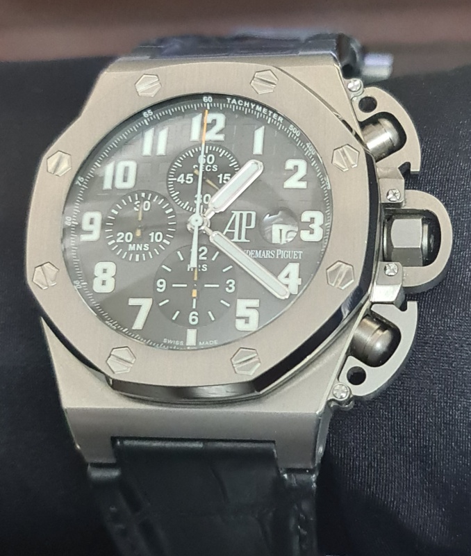 Audemars Piguet Royal Oak Offshore T3 25863TI.OO.A001CU.01