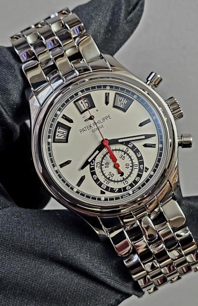 Patek Philippe Annual Calendar Chronograph 5960/1A-001