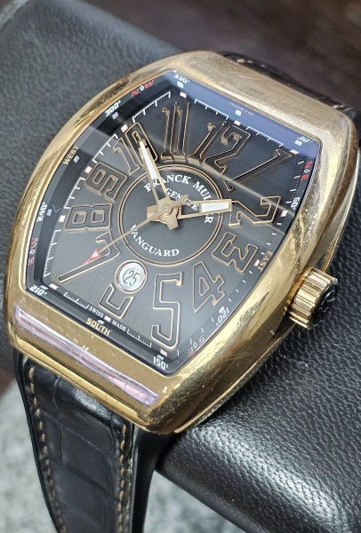 Franck Muller Vanguard Classical Automatic V 45 SC DT