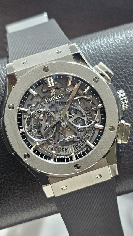 Hublot Classic Fusion Aero Chronograph Titanium 525.NX.0170.LR