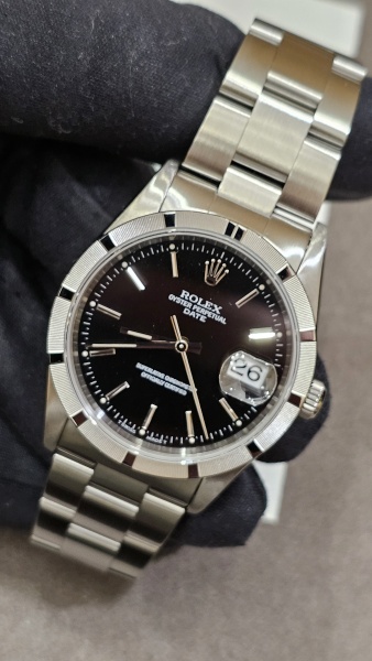 Rolex Oyster Perpetual Date 15210