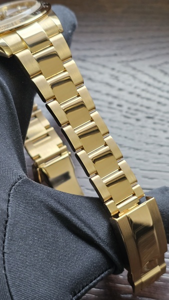 Rolex Cosmograph Daytona 116528-0039