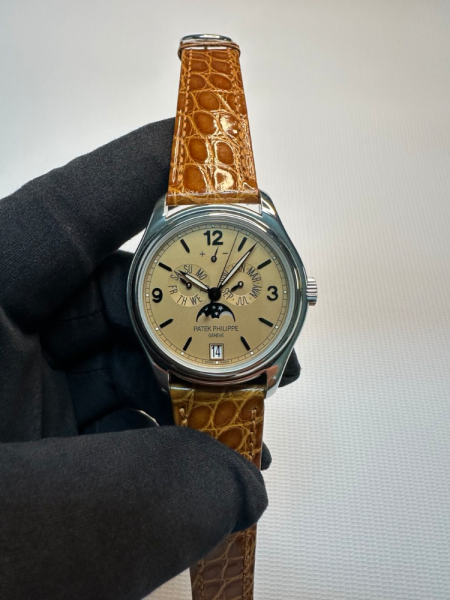 Patek Philippe Complications 5450P-001