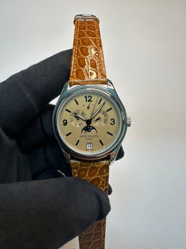 Patek Philippe Complications 5450P-001