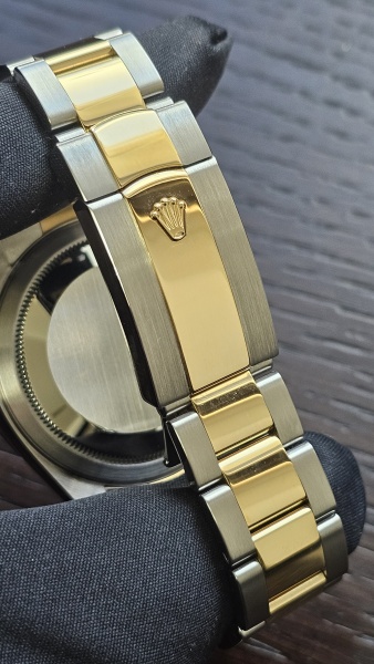 Rolex Sky-Dweller 42 mm 326933-0002