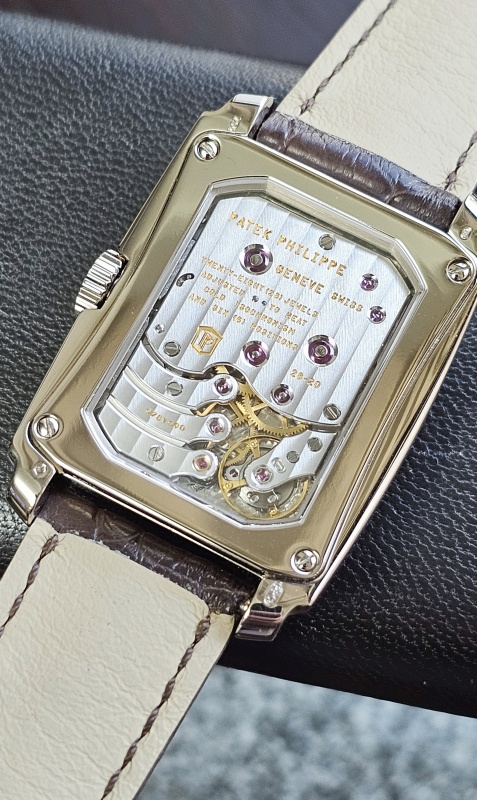 Patek Philippe Gondolo 8 Days 5200G-010