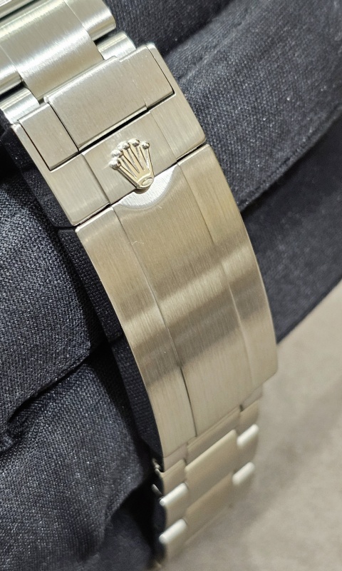 Rolex Sea-Dweller 4000 126600-0001