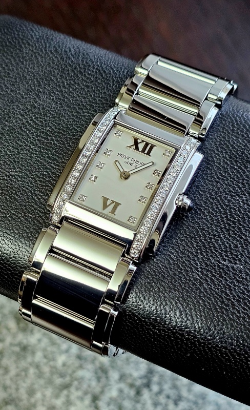 Patek Philippe Twenty-4 4910/10A-011